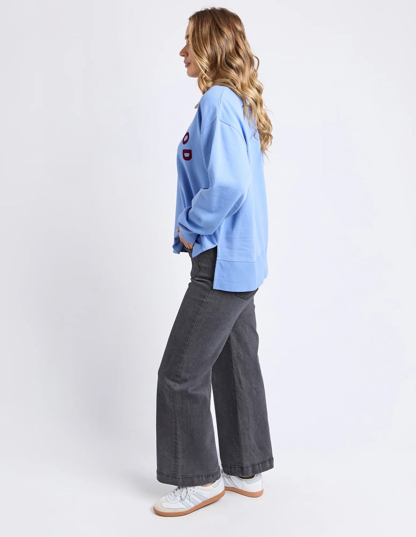 EFFORTLESS CONTRAST CREW - AZURINE BLUE