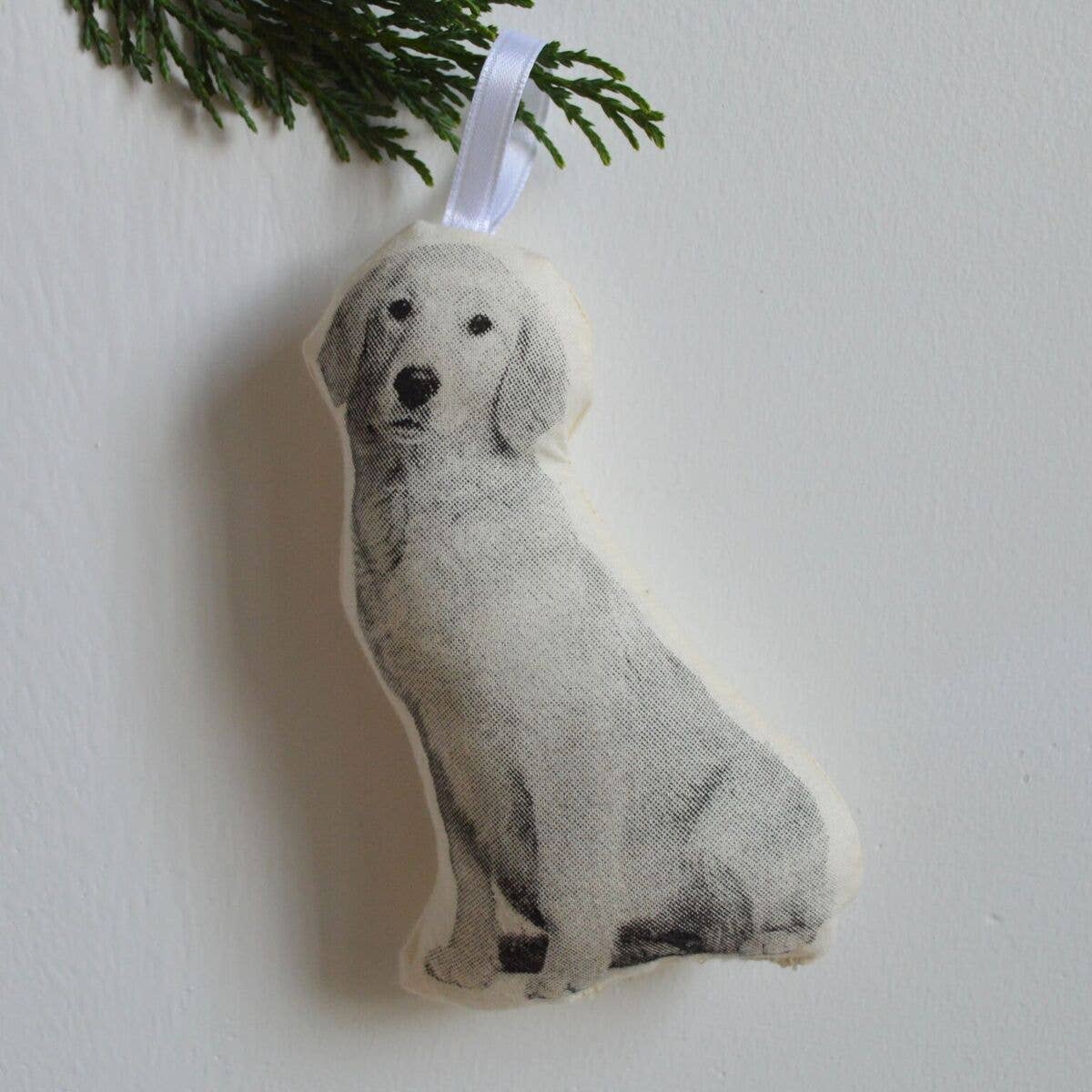 GOLDEN RETRIEVER ORNAMENT