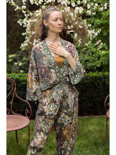 Load image into Gallery viewer, KIMONO CARDIGAN - FLORAL LOVE GROWS WILD