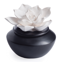 Load image into Gallery viewer, GARDENIA PORCELAIN DIFFUSER