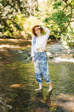 Load image into Gallery viewer, ARTISTS CROPPED PANT - LET THE LIGHT IN DELFT PRINT