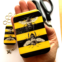 Load image into Gallery viewer, BEE NOTIONS TIN - 2 SIZES