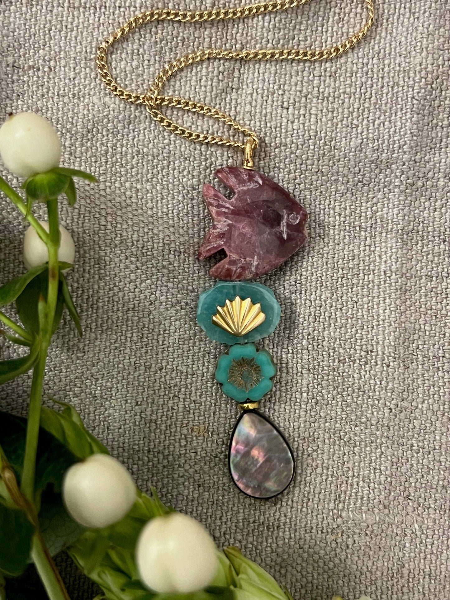 COMPANION LEO NECKLACE