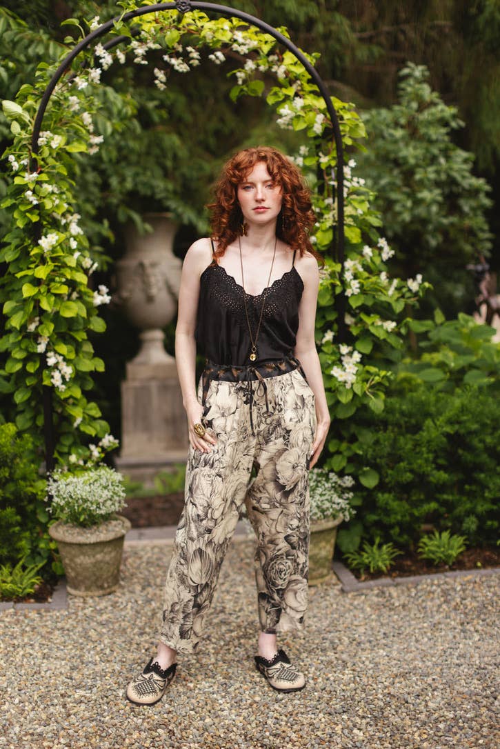 HONEY & THE MOON LINEN CROP ARTIST PANT