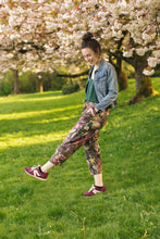 Load image into Gallery viewer, ARTISTS PANTS - MAKE A WISH WITH WISHBONE & DANDELION