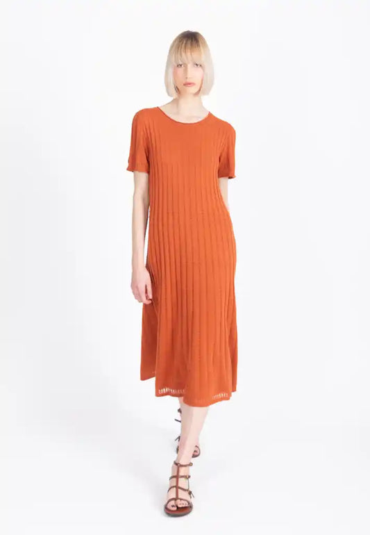 SOLID O-NECK RIBBED DRESS - NOUGAT
