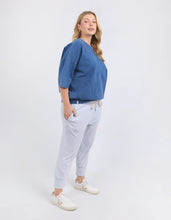 Load image into Gallery viewer, MAZIE SWEAT - WASHED BLUE DENIM LOOK