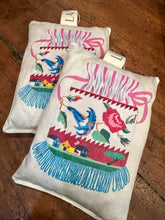 Load image into Gallery viewer, SCENTED SACHET - PRINTED FABRIC