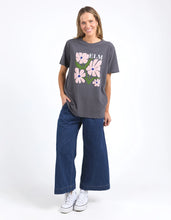 Load image into Gallery viewer, LULA TEE - WASHED BLACK