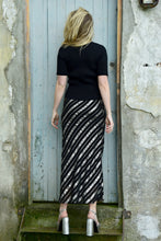Load image into Gallery viewer, STAND BIAS ME SKIRT