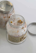 Load image into Gallery viewer, BATH SALTS - CEDARWOOD & NEROLINA