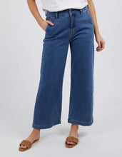 Load image into Gallery viewer, IZZY WIDE LEG JEAN - DARK BLUE WASH
