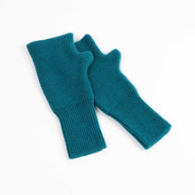 Load image into Gallery viewer, JULIA MITTENS