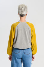 Load image into Gallery viewer, ODESSA SWEATSHIRT - MUSTARD