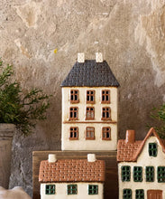 Load image into Gallery viewer, COTSWOLDS COUNTRY TEA LIGHT ESTATE HOUSE