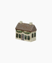 Load image into Gallery viewer, CHRISTMAS TEA LIGHT COTTAGE WITH SWAG
