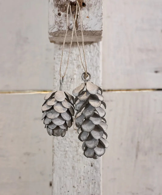 HANGING PINECONE LONG ASH GREY
