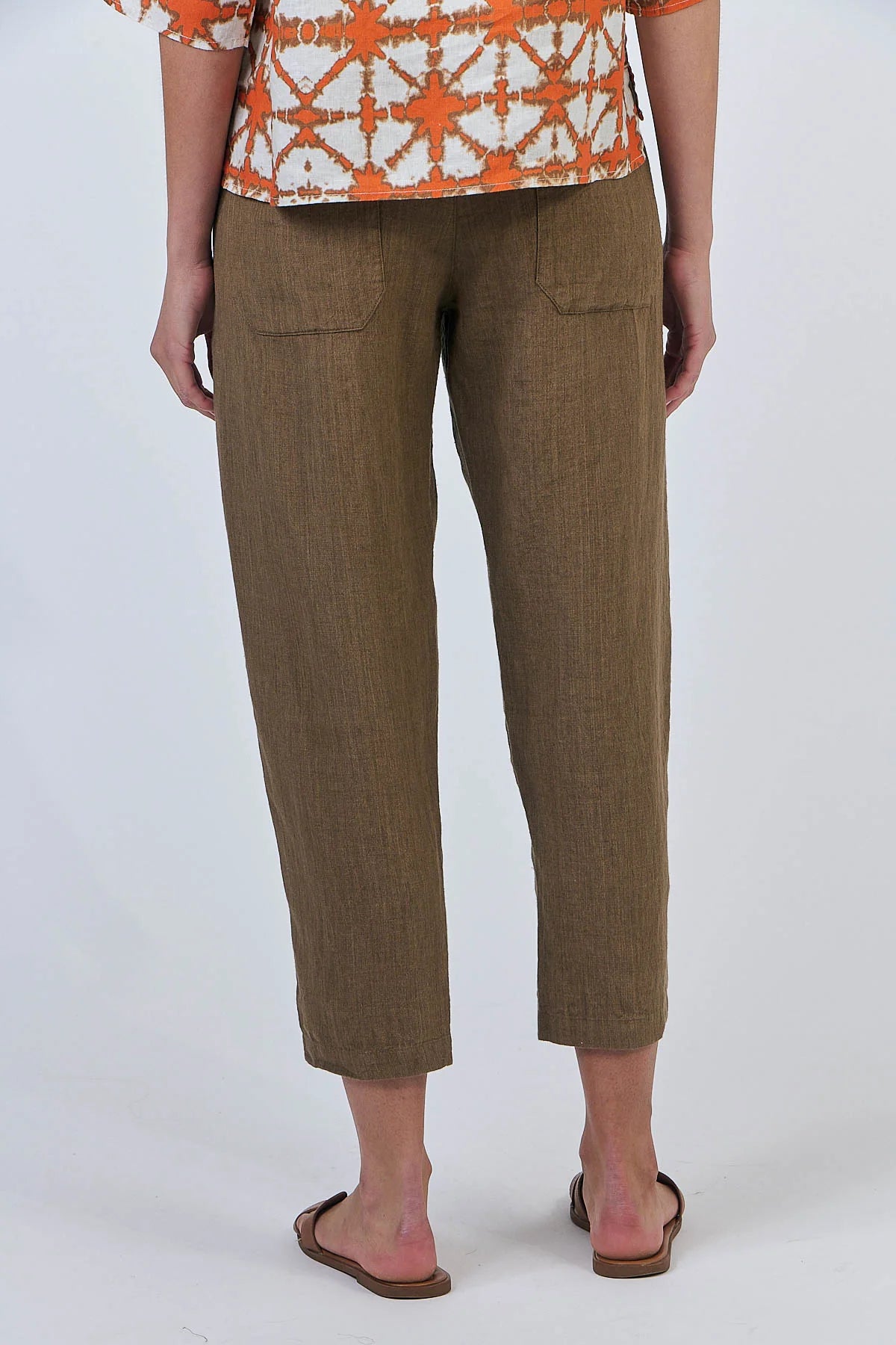 TOBACCO SLIM LEG LINEN PANTS