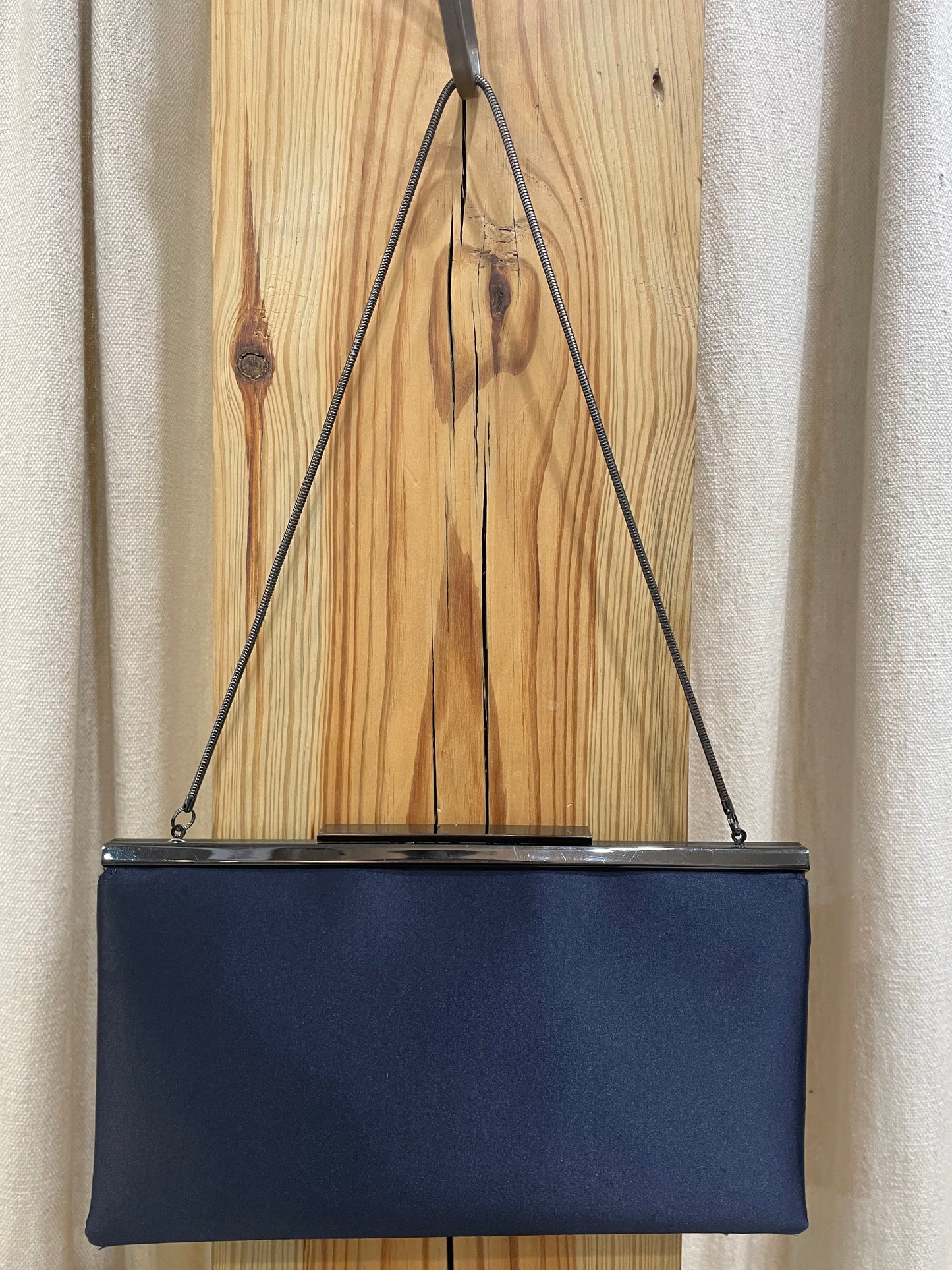 BEADED NAVY CLUTCH
