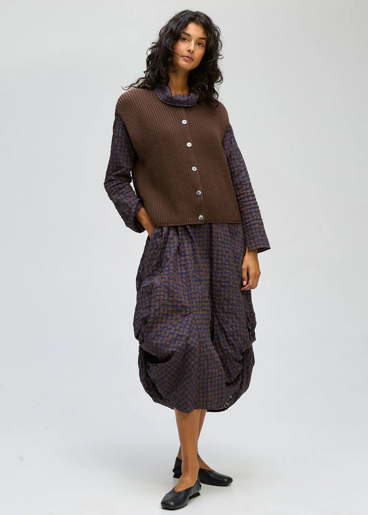 RIBBED VEST - DARK BROWN