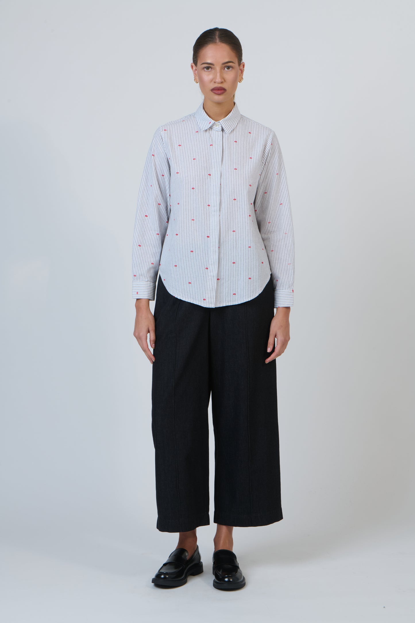 LINEN CLASSIC SHIRT - HOT LIPS
