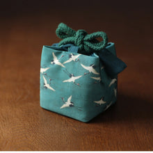 Load image into Gallery viewer, JAPANESE TEAWARE TRAVEL BAG - BIRDS