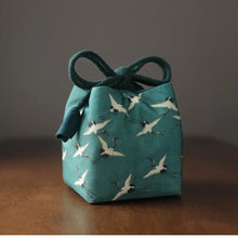 Load image into Gallery viewer, JAPANESE TEAWARE TRAVEL BAG - BIRDS