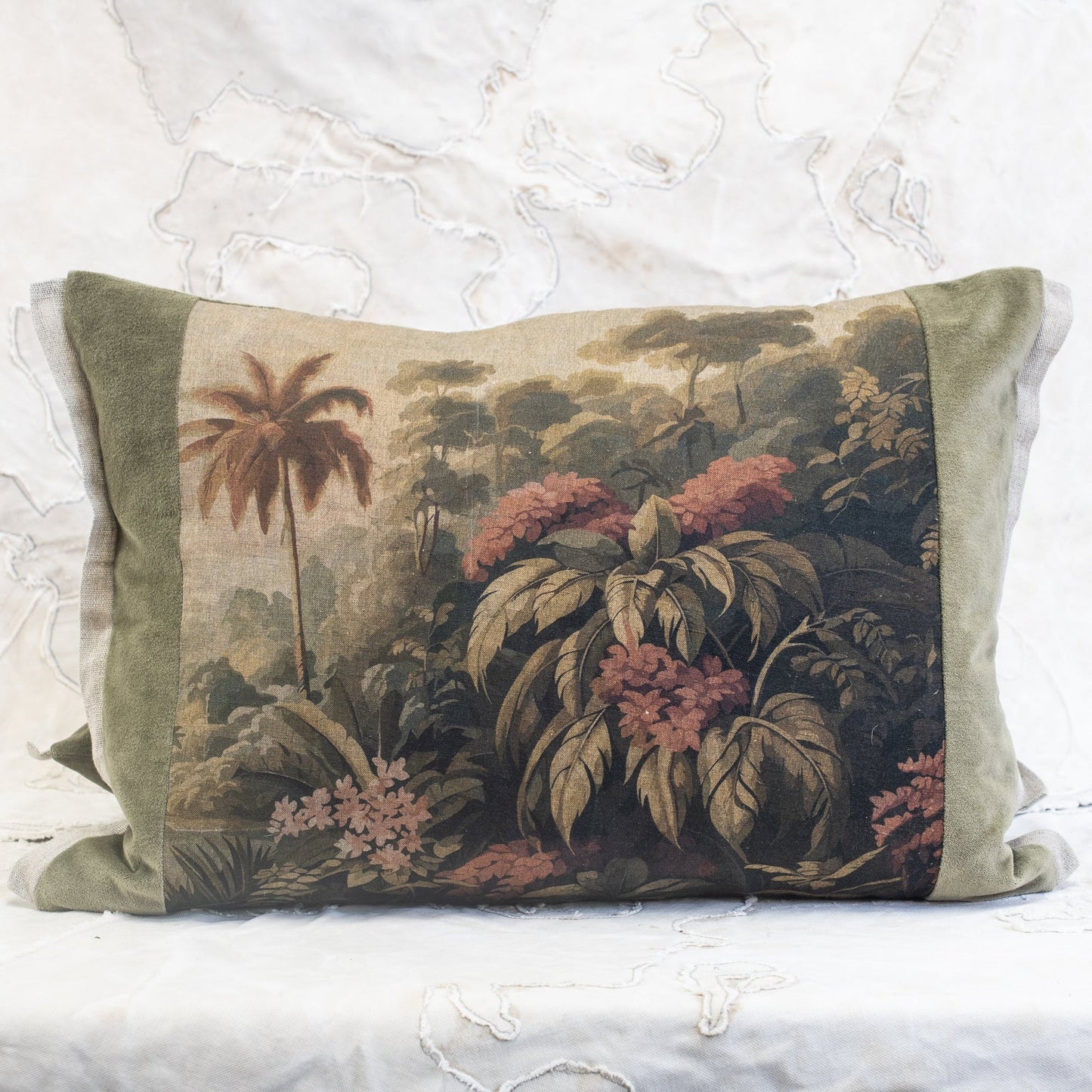 NAMRANA LINEN & VELVET CUSHION