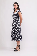 Load image into Gallery viewer, ON A HIGH DRESS - UNO