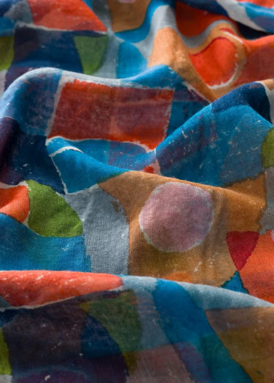 PRETTY PRINTED SCARF - PENWITH ABSTRACT SQUAIL