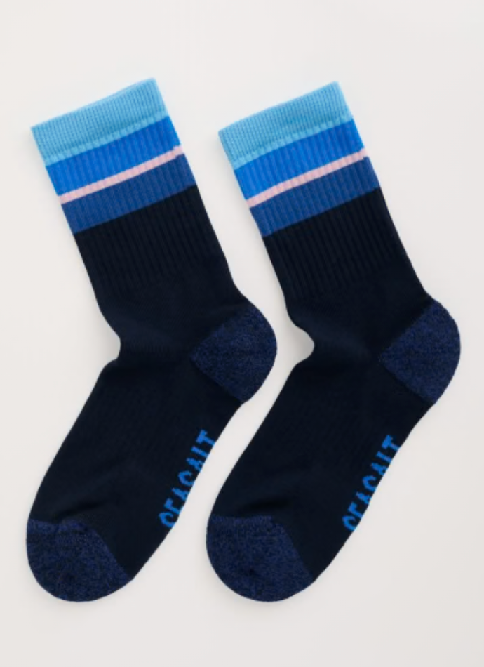 COMFY CUSHIONED CREW SOCKS