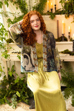 Load image into Gallery viewer, PIXIE CROPPED DUSTER - THEATRE OF DREAMS WITH SWAN