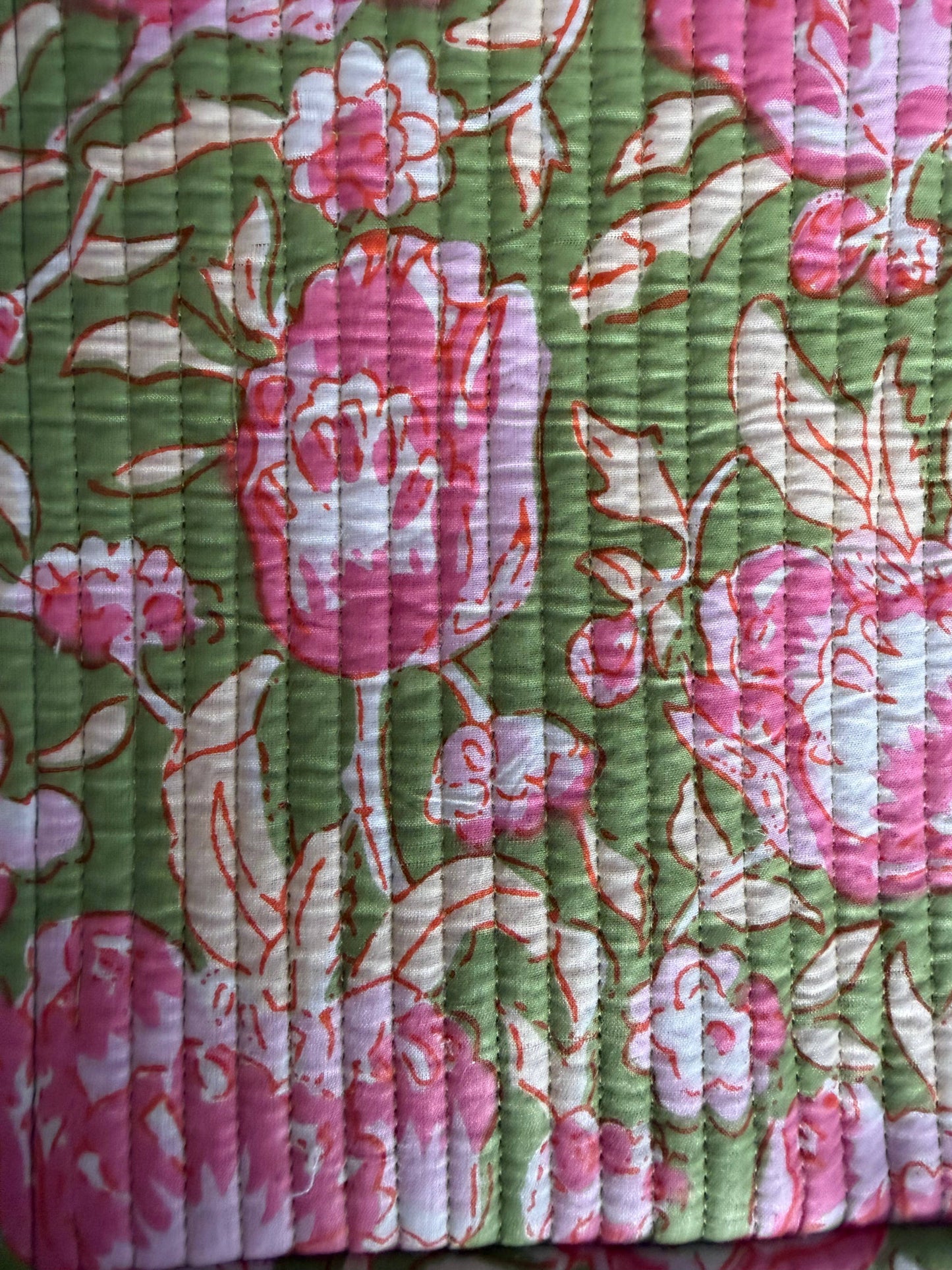 QUILTED COTTON LAPTOP BAG WITH HANDLE - GREEN WITH PINK FLORAL