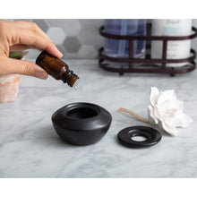 Load image into Gallery viewer, GARDENIA PORCELAIN DIFFUSER