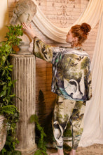 Load image into Gallery viewer, PIXIE CROPPED DUSTER - THEATRE OF DREAMS WITH SWAN
