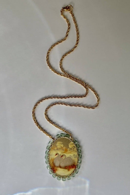 SWAN NECKLACE