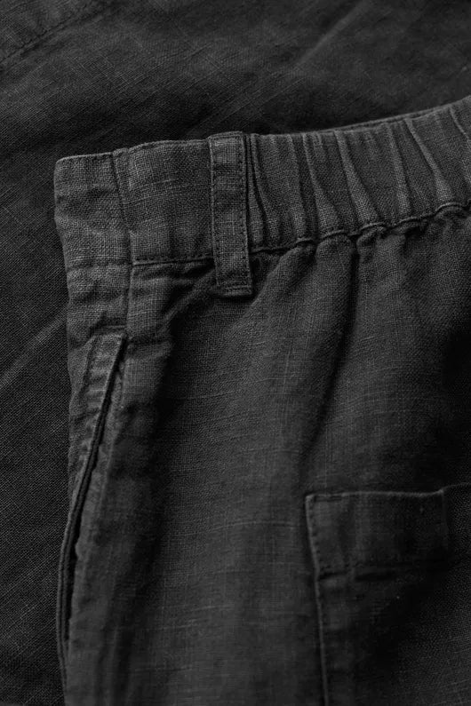 CLOVER BLOOMS SHORTS - Onyx