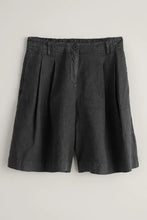 Load image into Gallery viewer, CLOVER BLOOMS SHORTS - Onyx