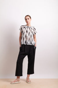 SOFT FOCUS TOP - LIQUORICE