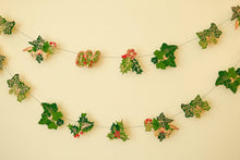 Load image into Gallery viewer, HOLLY AND IVY SEWN GARLAND