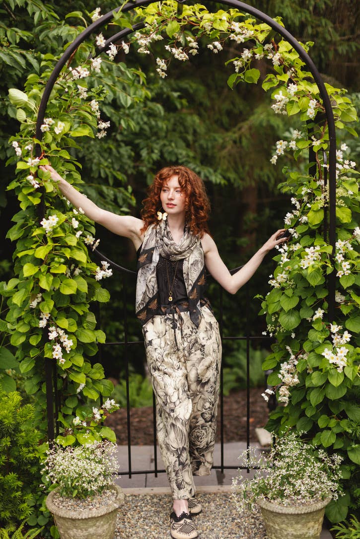 HONEY & THE MOON LINEN CROP ARTIST PANT