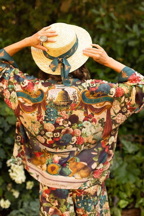 PIXIE CROPPED DUSTER - STAY GOLD WITH RABBITS & BEES