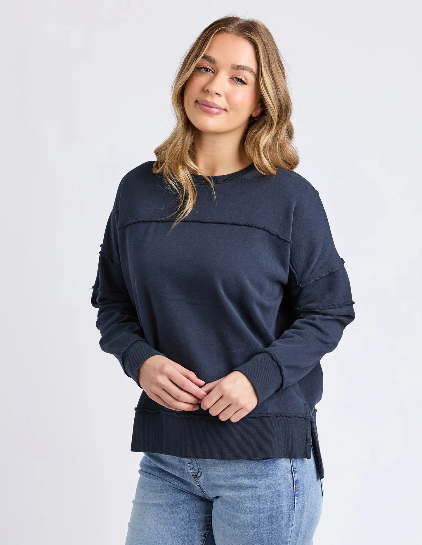 JAYNE THROW ON FLEECE - DARK SAPPHIRE