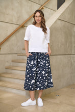 Load image into Gallery viewer, INK BARNACLES SKIRT