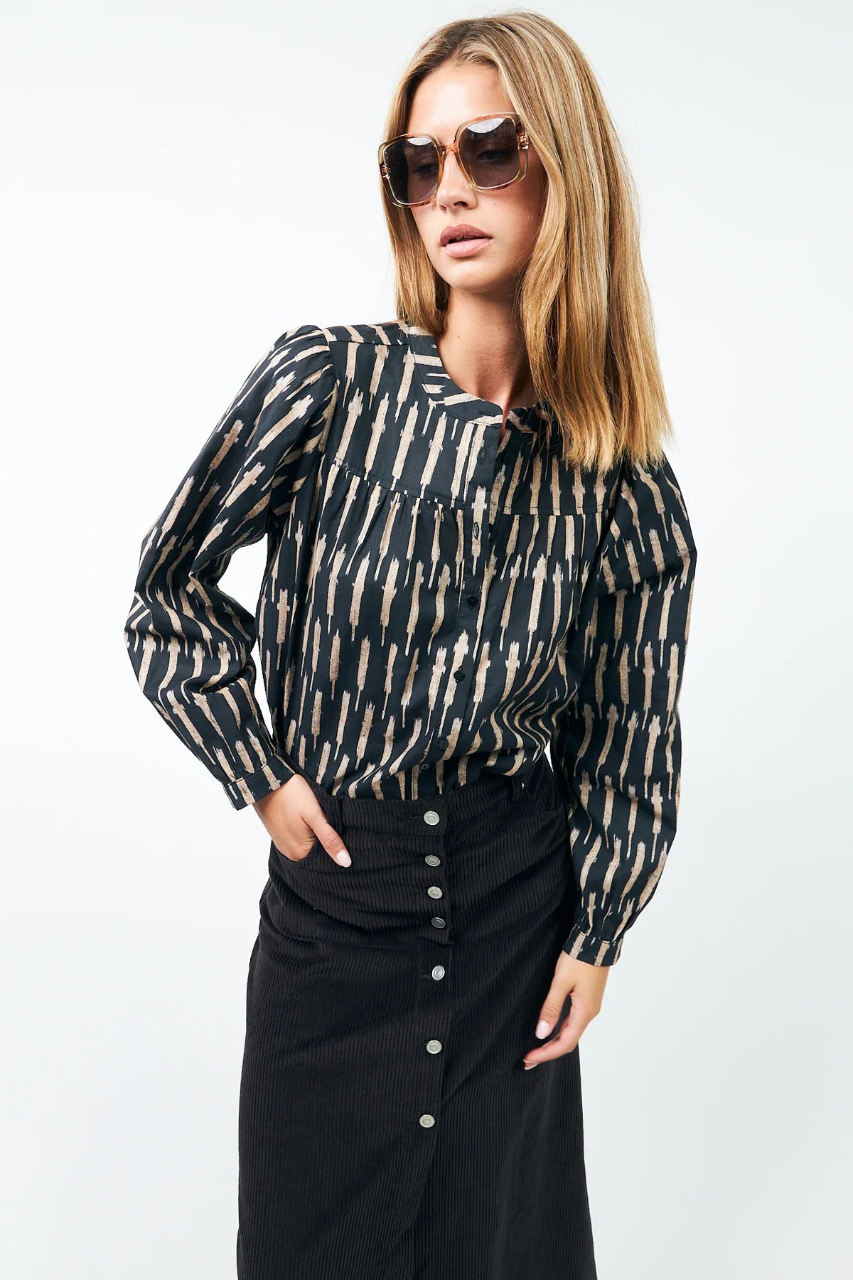 NICKY SHIRT - BLACK