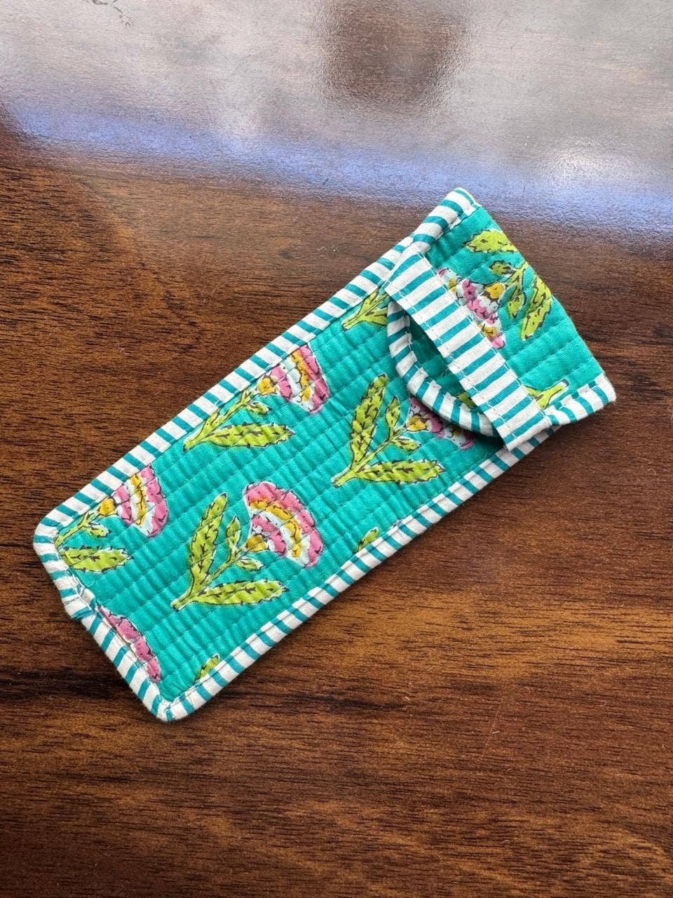 QUILTED COTTON GLASSES CASE - TURQUOISE FLORAL