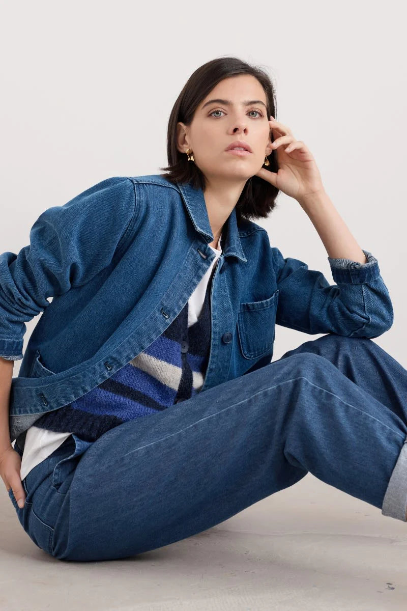 READING ROCKS JACKET II - MID WASH HIGH TWIST