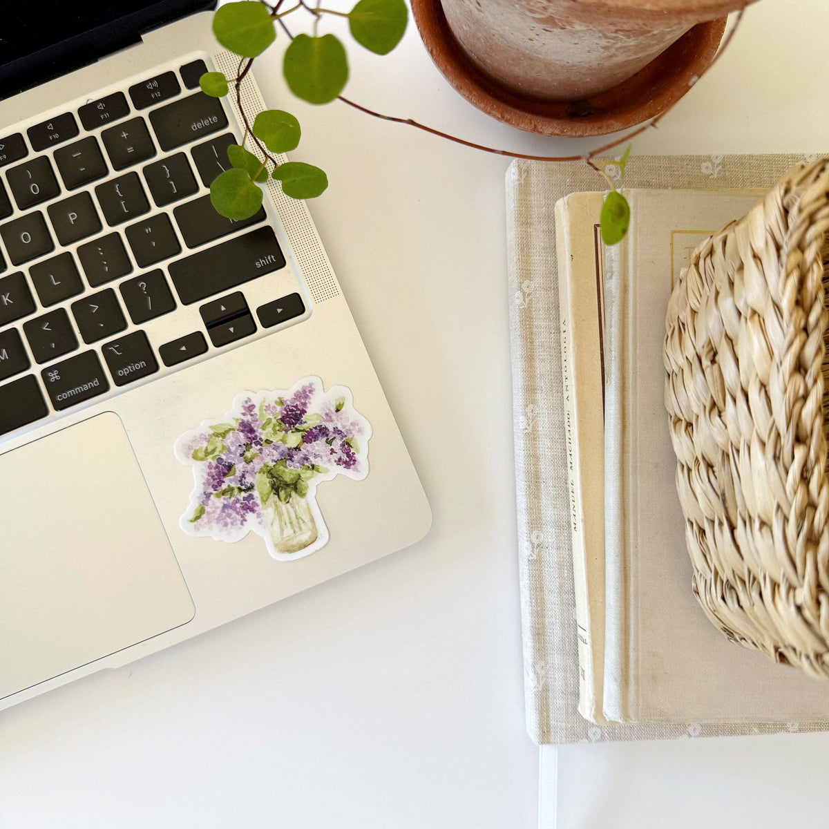 LILAC BOUQUET STICKER – Late September
