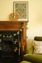 Load image into Gallery viewer, HOLLY AND IVY SEWN GARLAND