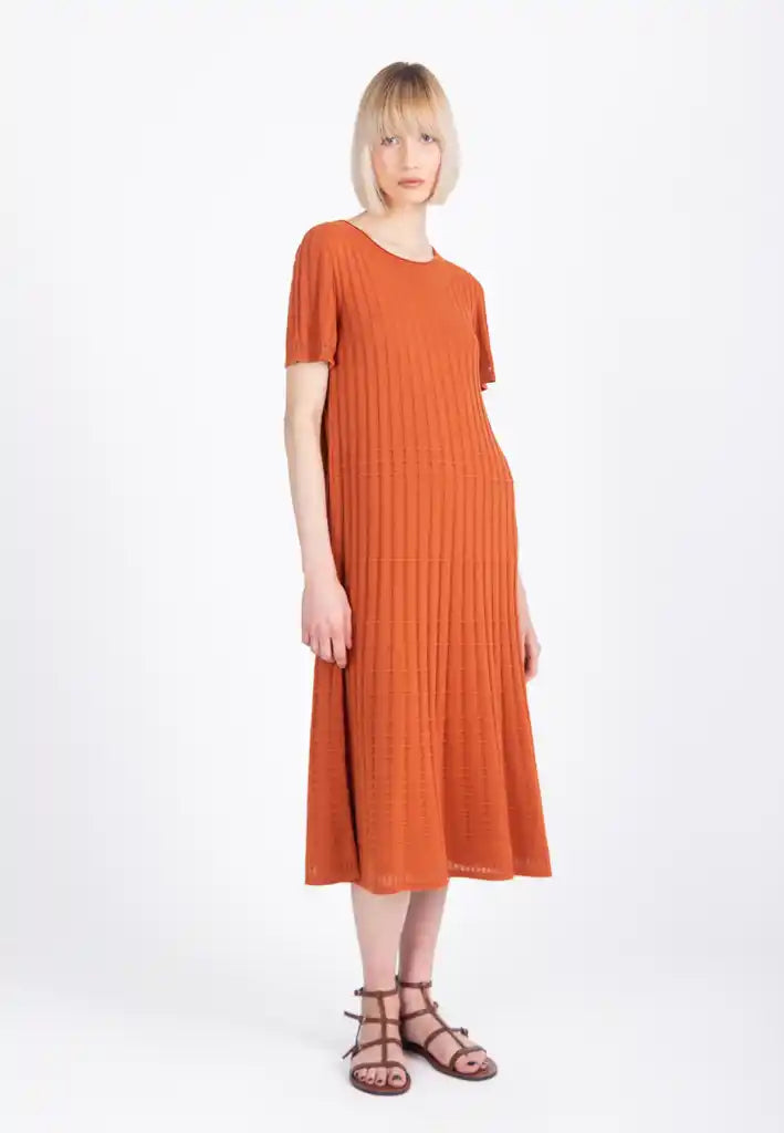 SOLID O-NECK RIBBED DRESS - NOUGAT